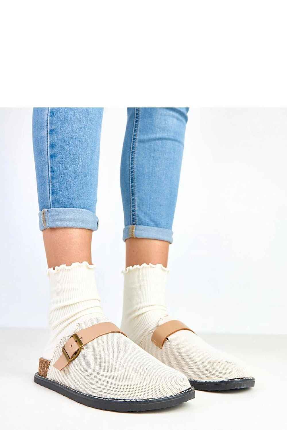 Slippers model 217918